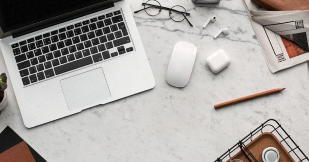 What is a digital nomad